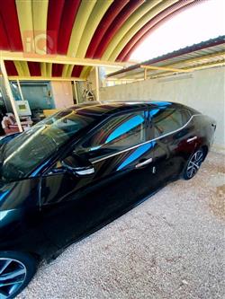 Nissan Maxima